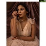 Chandini Tamilarasan Instagram - “ Don’t shoot what it looks like, Shoot what it feels like “ Photography: @zoomin_momentz muah:@kowshi_mua Designer:@ishaxclusive styling:@shreshta_iyer Retouch:@poseidon11__ PRO - @sathish_pro @teamaimpro