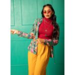 Chandini Tamilarasan Instagram - The joy of dressing is an art ❤️ Photographer : @charan_lif Makeup : @anupama.krishnamachari Hair: @hairstylist_rajee1111 Styling : @curatedfashionconsultancy @chetana_goud @mukti_swaminathan Inspired by : @shimona_stalin Editing : @the._.naresh Location : @studiormcs