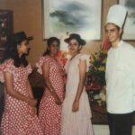 Chandra Lakshman Instagram – Teeheeeheee…😝So that’s a flash back pic of a Spanish food fest at the then Park Sheraton(Crown plaza)I along with my colleagues and the chef from Spain..psst..i was a hotel management student wogay? 😎
#throwbackpic #college #studentdays #boycut #spanishgowns #memories