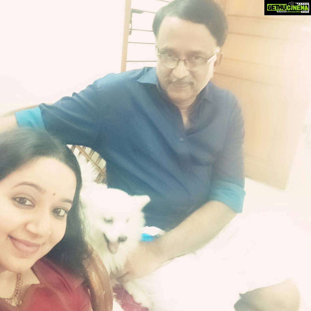 Chandra Lakshman Instagram - Happy Onam!! #onam #2017 #pookkalam #homesweethome #sadhya #payasam #festive @mallupage