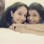 Chandra Lakshman Instagram – When Akka thangai meets and we don’t wanna grow up.. Ye! 👩👩
#akkathangai #funday #thursday #favouriteday #wearethebestest #memories #catchingup #awesomechildhood #yummylunch
