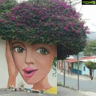 Chandra Lakshman Instagram - Now thats some awesome art!! Creativity at its best.. Love this hairstyle, actually..๐#artlover #crazyboutart #art๐จ #artist #creativeminds #everthingisart