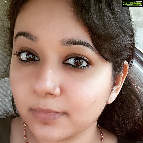 Chandra Lakshman Instagram - #kajal #kanmashi my favourite make up product..I believe all Indian women look great with a dash of kajal and infact don't really need any other makeup stuff at all..😊#tamizhponnu #malluroots #lovemylife❤️