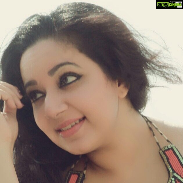 Chandra Lakshman Instagram - Keep your eyes on the stars, and your feet on the ground. What you do today can improve all your tomorrows. You can be more productive, learn more, grow faster and stay motivated, stay focused. What you harvest in your mind, manifests in your life. Good day & God bless!! #lifeisbeautiful #happymorning #riseandshine #positivevibes