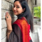 Chandra Lakshman Instagram - Draped in @rasaalidesigns PC:@swathikaa.__ #moongirl #sareesofinstagram #actor #tamilactress #malayalamactress #teluguactress #films #television #favouritecolour Kochi, India