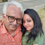 Chandra Lakshman Instagram - 🤎 #moongirl #lifeisbeautiful #blessed #appa #fatherdaughter #goals #traveldiaries