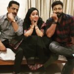 Chandra Lakshman Instagram - #moongirl #swanthamsujata #theboys #funatwork #latenightshenanigans #actor #tamilactress #malayalamactress #teluguactress #films #television #chandratosh Kochi, India