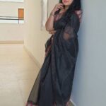 Chandra Lakshman Instagram - Thanks my gal @shikhaelizabeth for this super comfortable Kota saree. Check out her online boutique @sakiysp for awesome patterns and genuine fabrics.. #moongirl #swanthamsujata #suryatv #sareelove #picoftheday #collaboration Kochi, India