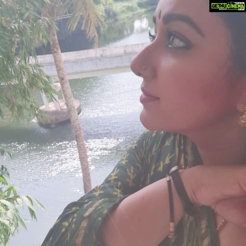 Chandra Lakshman Instagram - #entekeralam #moongirl #beautifullocations #shootmode #shootdiaries #actorlife #blessed Kochi, India