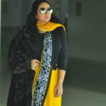 Chandra Lakshman Instagram - 📸@bibin.xavier.parappuram Styling:Shemi #moongirl #photoshoot #hairandmakeup #sareelove #collaboration #actor #tamilactress #malayalamactress #teluguactress #films #television