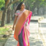 Chandra Lakshman Instagram - 📸@bibin.xavier.parappuram 🥻@fashionway_4u Styling:Shemi #moongirl #photoshoot #hairandmakeup #sareelove #collaboration #actor #tamilactress #malayalamactress #teluguactress #films #television Kakkanad, India