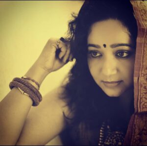 Chandra Lakshman Instagram - There is a beautiful thing inside us that is thousands of years old. Too old to be captured in poems.. Too old to be loved by everyone.. But loved so very deeply by a chosen few. . . . #moongirl #oldsoul #beautifullife #blessed #love #spreadlove #positivity #goodthoughts #actor #tamilactress #malayalamactress #teluguactress #films #television