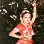 Chandra Lakshman Instagram - If a throwback is allowed on a sunday😃 #moongirl #childhoodmemories #bharatanatyam #schoolevents #littleme #throwbacksunday #💖 Chennai, India