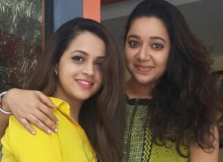 Chandra Lakshman Instagram - The best of wishes to my gal who is the sweetest, who is my long time friend in the industry, who is my sister, who is the strongest and the most adorable human..lots of love, teddy hugs and prayers on your birthday di @bhavzmenon 💗😘😘 HAPPY BIRTHDAY 🎂 #moongirl #bestfriend #longlive #loveandhugs