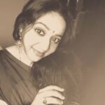 Chandra Lakshman Instagram - Vintage feels 🎞️ #moongirl #traditional #sareelove #silksarees #tamizhponnu #actor #tamilactress #malayalamactress #teluguactress #films #television Chennai, India
