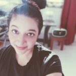 Chandra Lakshman Instagram - Selfie tho banta hei ji😀 . . . #moongirl #beinggood #summerlook #itshot #latepost #daypic #itwasagoodday #gratitude #actor #tamilactress #malayalamactress #teluguactress #films #television Chennai, India