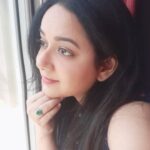 Chandra Lakshman Instagram - Oh..just a pic thats it☺️ #moongirl #itsagoodday #stayhappy #smile #abundance #actor #tamilactress #malayalamactress #teluguactress #films #ghostwriter #malayalamfilm #comeback #❤ Thodupuzha, India