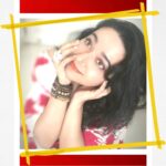 Chandra Lakshman Instagram - I̥N̥H̥ḀL̥E̥ S̥K̥I̥E̥S̥.....E̥X̥H̥ḀL̥E̥ S̥T̥ḀR̥S̥ (•ิ‿•ิ) #moongirl #selflove #photographylovers #photoshoot #hairandmakeup #actor #tamilactress #malayalamactress #teluguactress #films #television #favouritecolour #gratitude #lifeisgood #positivevibes #instadaily #instaphoto