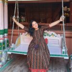 Chandra Lakshman Instagram - GOOD DAY DEAR PEOPLE💝 #moongirl #lifeisbeautiful #blessed #itsagoodday #shootmode SAJ Earth Resort - Kochi, Kerala