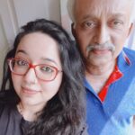 Chandra Lakshman Instagram - Meet Appa💫😍 And thats us after a nice yummy lunch by mommy dearest @lakshmanmalathy💕 #moongirl #daddysgirl #familygoals #weareawesome
