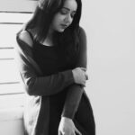 Chandra Lakshman Instagram - ...and like the moon we probably have to go through phases of emptiness to feel full again.. 😊✌️ More power and love to this beautiful world filled with amazing beings💕 PC:@varuun.jpg #moongirl #lifeisbeautiful #blessed #love #lightsandshadows #photography #actorlife