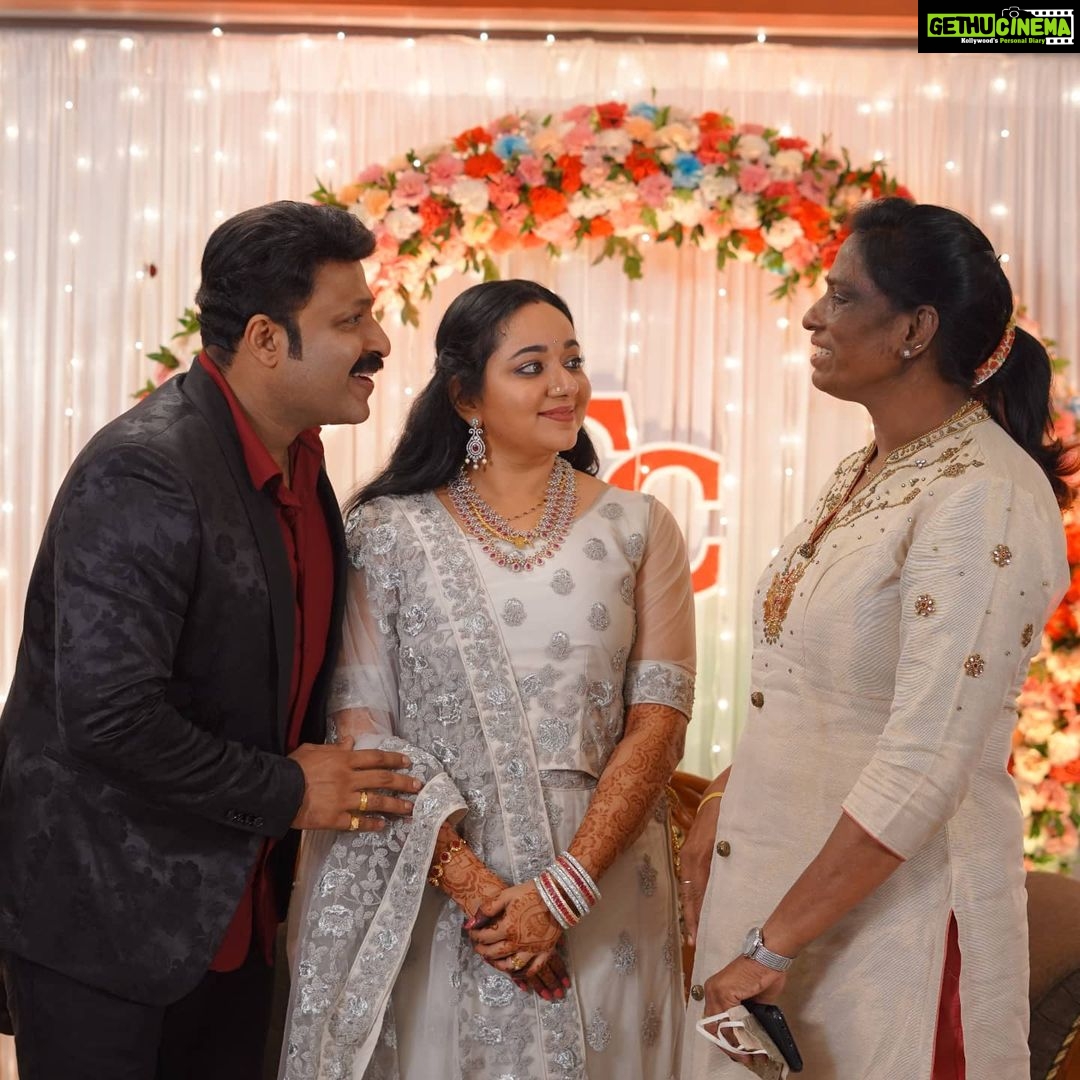 Chandra Lakshman - 15.8K Likes - The legendary P.T.Usha🙏💝
@tosh.christy @lakshmanmalathy @linutoj_kvl @toj_christy
.
.
.
#moongirl #weddingstories #weddingphotography #ptusha