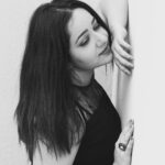 Chandra Lakshman Instagram – Dreams are real💕
PC:@varuun.jpg
#moongirl #smile #lifeisbeautiful #love #photoshoot #funday #mua #lovedressingup #actor #actorlife #shootmode #tamilactress #malayalamactress #teluguactress #films #television #blackandwhitephotography