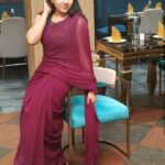 Chandra Lakshman Instagram – Everything is better in purple🍇
PRO @vm.cinemas
Shot by @varuun.jpg
#moongirl #sareelove #picoftheday #modelling #shootmode #tamilactress #malayalamactress #teluguactress #films #television #actor