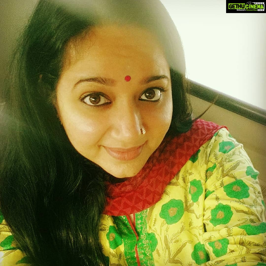 Chandra Lakshman Instagram - #moongirl #selfieoftheday