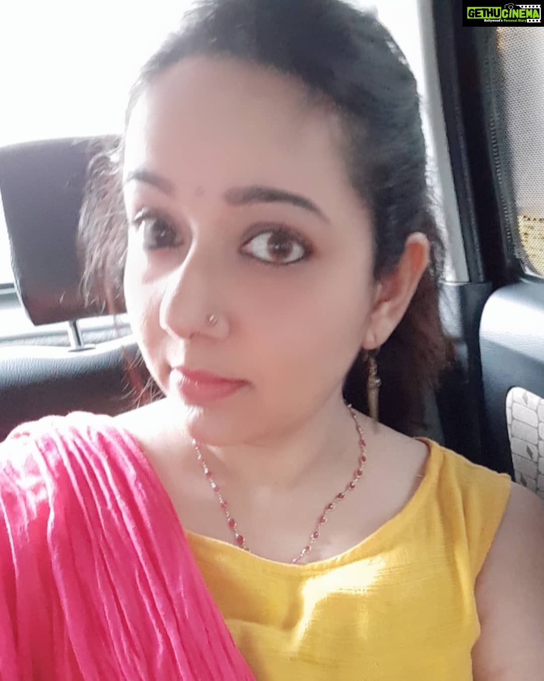 Chandra Lakshman Instagram - Good day peeps!! 😊
