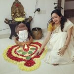 Chandra Lakshman Instagram - The Pookkalam n me pic🌼🌸 #happyonam #pookkalam #festive