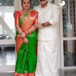 Chandra Lakshman Instagram - 🙏🤍🧿 @tosh.christy @peppercat_media @hennabyfidha @luxefashion_jewellery @chennai_jazz #moongirl #weddingstories #couplegoals #reeltoreal Kochi, India