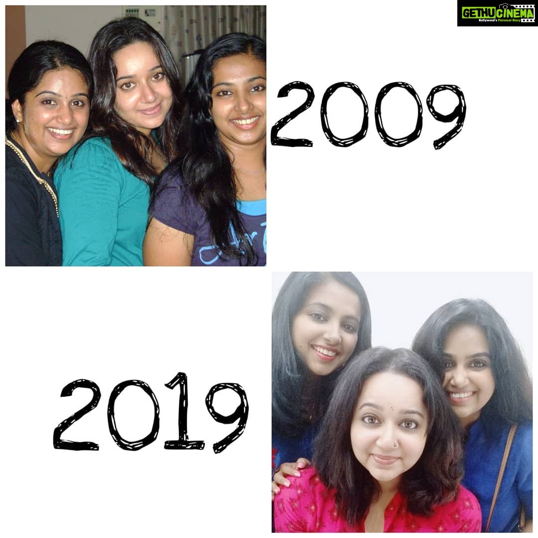 Chandra Lakshman Instagram - 10 years..a lot has happened in our lives..we are experienced and learned in many ways..we might be looking different from then and now..π Yet the love and bonding we shared then is as beautiful and precious now..and will be forever..I know i have them when I need the most,they have my back..Love you gals and here is our #10yearschallenge @swapna.treasa @niyarenjith ππππ