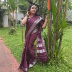 Chandra Lakshman Instagram – 🤍 Kerala Piravi Ashamsakal
Pretty saree from @_clothingpallet

#moongirl #swanthamsujata #suryatv #shootmode #sareesofinstagram #sareelove #picoftheday #sareeinfluencer #collaboration #nofilter Kochi, India