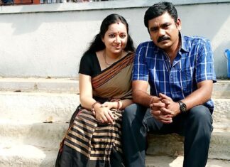 Chandra Lakshman Instagram - It's my Paasamalar's b'day!! Anna,you are certainly the biggest gift god has given me and the best thing about us working in Paasamalar and ofcourse the adorable family we have now, even after 2 years of the serial..Its truely a blessing.. Have an amazing year Anna @stalinmuthu27😍 #moongirl #paasamalar #suntv #pandianstores #vijaytv