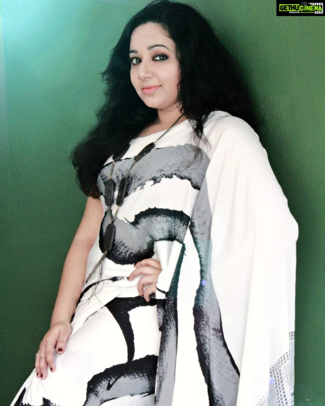 Chandra Lakshman Instagram - #moongirl #throwback #longhairdays