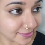 Chandra Lakshman Instagram – New nose pin means an #instaselﬁe 💖
#moongirl #girlslovejewelry #nosepins #traditionalyetmodern #💝
