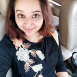Chandra Lakshman Instagram – The quintessential selfie when I wear a new kurta 😁💖
#moongirl #abrandnewday #positivevibes #lifeisbeautiful #wednesdayvibes