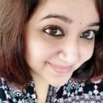 Chandra Lakshman Instagram - Its a beautiful day!! Happy week ahead folks!! 💖 #moongirl #abrandnewday #positivevibes #lifeisbeautiful