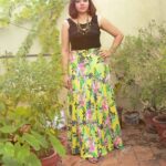 Chandra Lakshman Instagram - Blending with nature☘️ @badri_pn The lovely skirt from @bintalboutiq #moongirl #shootingdiaries #photography #makeupon #poserforlife #positivevibes #lifeisbeautiful #instaphotography