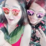 Chandra Lakshman Instagram - #moongirl #saturdayfunday with #bestbuddy #movietime #weekendvibes #madness #crazyselfies @shwetzrocks