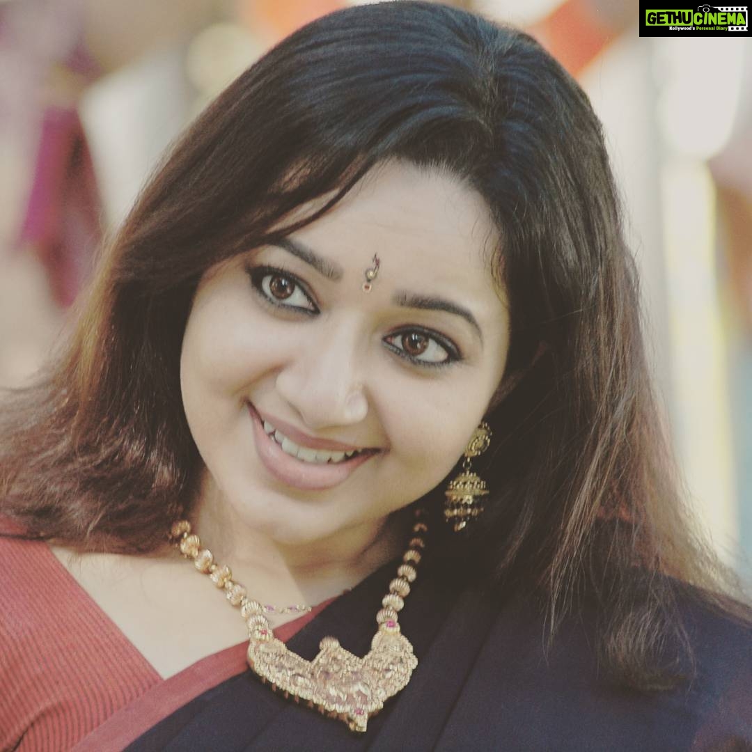 Chandra Lakshman Instagram - ...so when you choose to be happy you always would..Keep that smile and have a great mid week..😀😍 #happinessisachoice #iammyfavourite