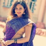 Chandra Lakshman Instagram - இனிய தீபாவளி நல்வாழ்த்துக்கள்!! ദീപാവലി ആശംസകള്‍!! Wish you all a very happy,prosperous and healthy Diwali!! #diwaliwishes #peace✌️ #festivemood🎉 #happytimes