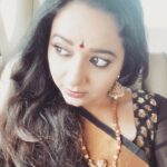 Chandra Lakshman Instagram – Engaged in a wistful thought..☁️ atleast the expression is that.. Na? 🙄
Wondering what was going on in my mind☺️
#thinkingmode #pensive #happywithin #comewhatmay