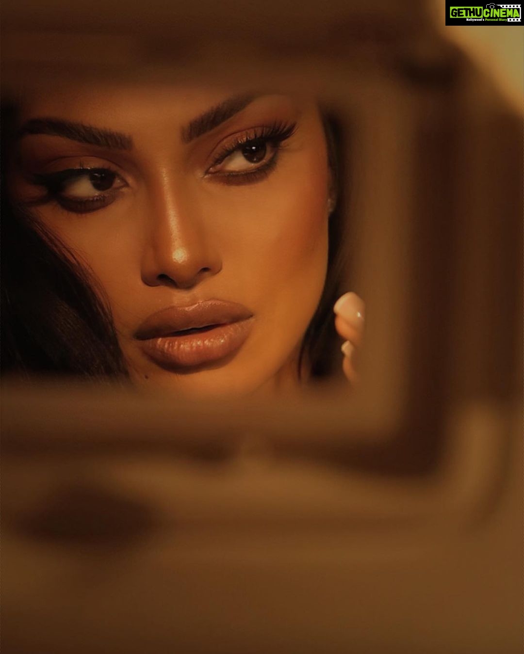 Chandrika Ravi Instagram - I guess I met you for a reason and only time can tell Los Angeles, California