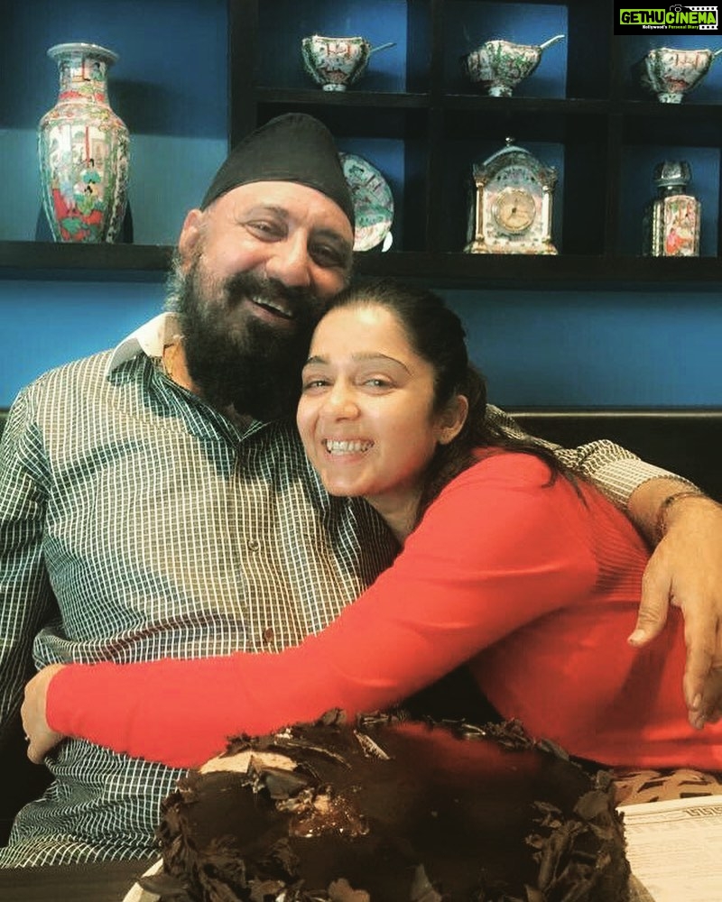 Charmy Kaur Instagram - My father gave me the biggest gift anyone cud ever give me .. HE BELIEVED IN ME !!! #happyfathersday ❣️ Maldives