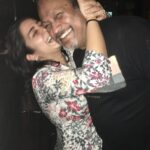 Charmy Kaur Instagram - True friends don’t judge each other , they judge other people together 😂😂😜😜 #bestfriendsday @jayanthparanji #INDvsAUS 💪🏻