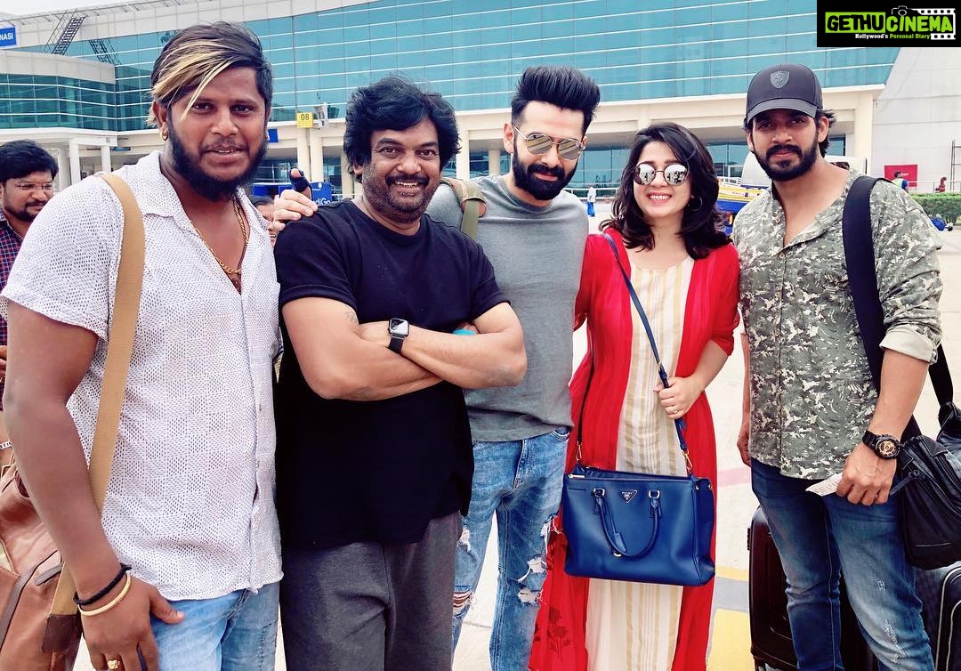 Charmy Kaur Instagram - Wrapped up with all major action sequences in #Varanasi n heading back to hyd with joy , satisfaction n sun tan π Further shoot begins in 2 days π #ismartshankar @ram_pothineni @purijagannadh @iamvishureddy #realsatish @puriconnects #PCfilm Varanashi