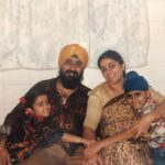 Charmy Kaur Instagram - Happy #worldsiblingday @mithimax .. y did u loose all that cuteness dude 😂😂 #family love