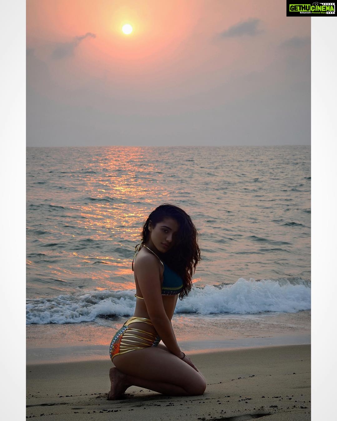 Charmy Kaur Instagram - Toooo hottt to handle my #romantic girl 😘😘😘 tight hug to u 😘😘😘 @ketikasharma #PCfilm #PCgirl @purijagannadh @puriconnects https://www.instagram.com/ketikasharma/p/Bvvx8rNB8uN/?utm_source=ig_share_sheet&igshid=s47q0xs3t0lc